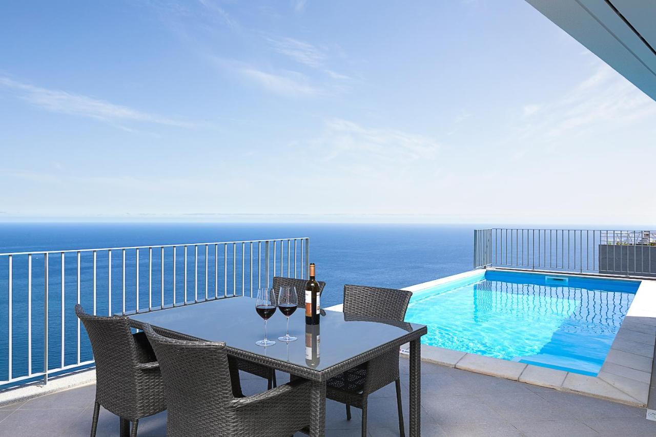 Peak A Boo Private Heated Pool And Private Parking Villa กามารา ดิ โลบุช ภายนอก รูปภาพ